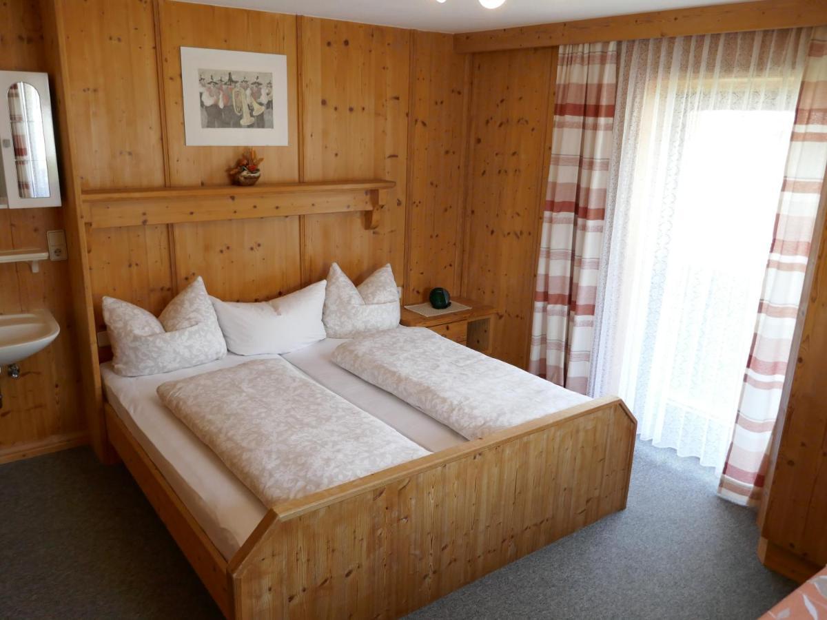 Apartment Hubert Praxmarer Fulpmes Exteriör bild