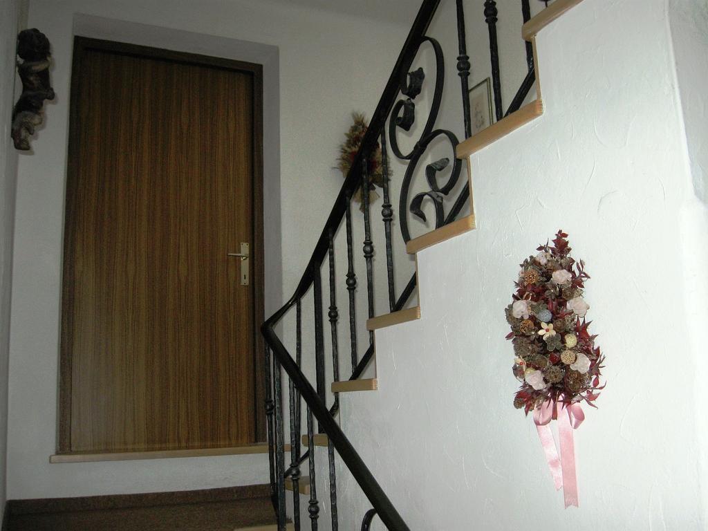 Apartment Hubert Praxmarer Fulpmes Rum bild